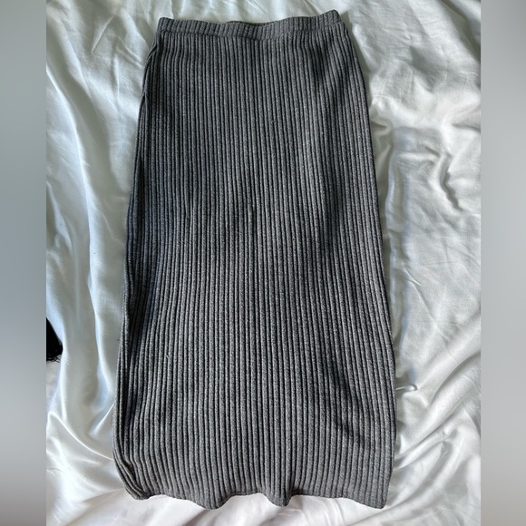 O’Neil midi Bodycon skirt - Picture 3 of 3